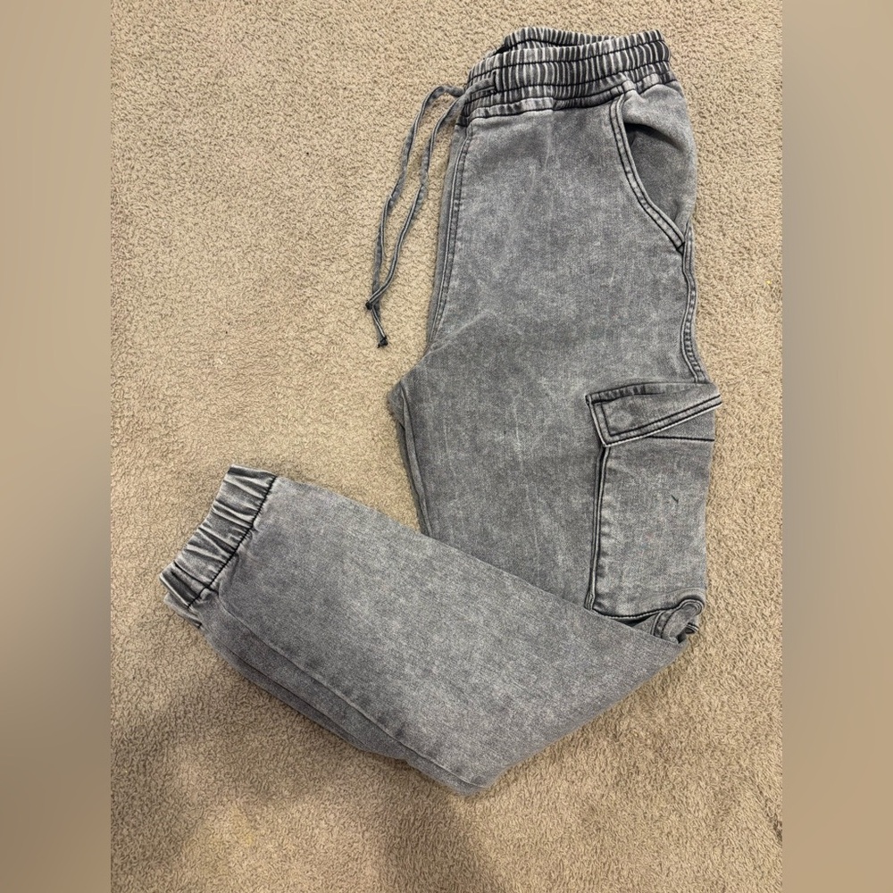 refuge Gray Washed Cargo Joggers